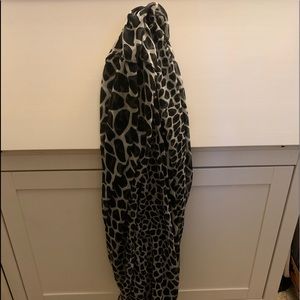 Black and White Infinity Scarf